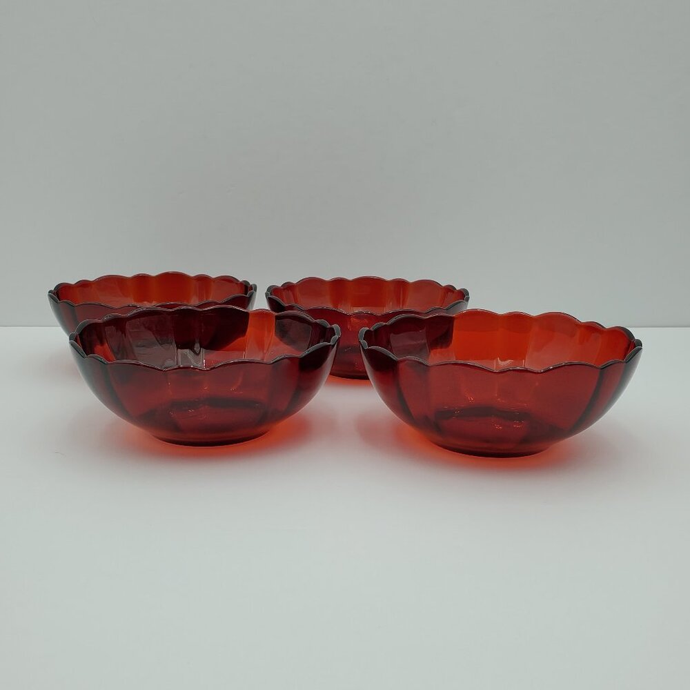 Arcoroc France Ruby Red Dessert Bowls Red Glass Scalloped Fruit Berry Bowls